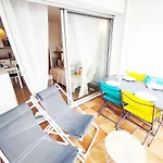 En Bord De Mer, Piscine, Parking Privé Et Wifi Appartement
