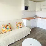 En Bord De Mer, Piscine, Climatisation, Parking Prive Et Wifi * La Grande-Motte