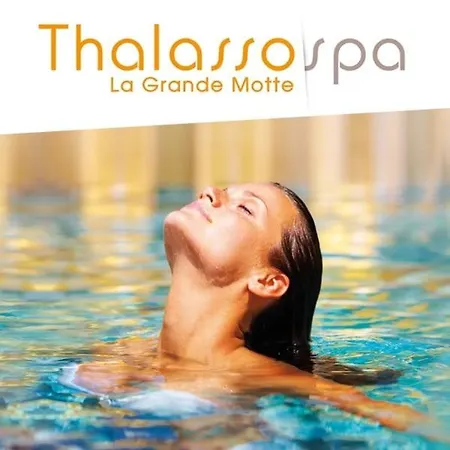 En Bord De Mer, Piscine, Climatisation, Parking Prive Et Wifi *